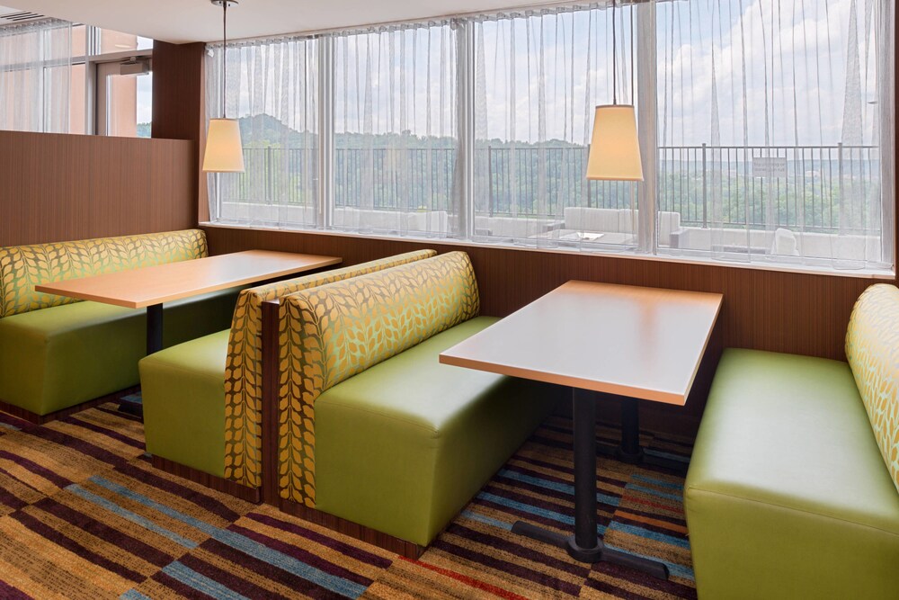 Fairfield Inn & Suites by Marriott Huntington - photo 21
