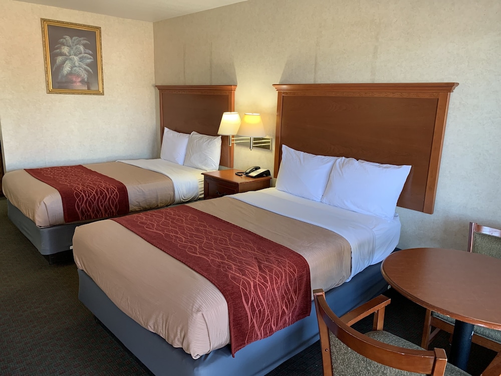 Coachman's Inn Motel - photo 13