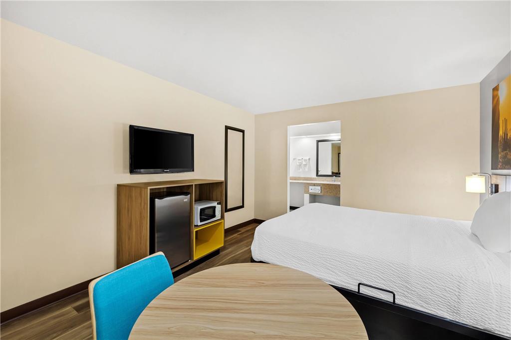Days Inn by Wyndham Tucson Airport - photo 26