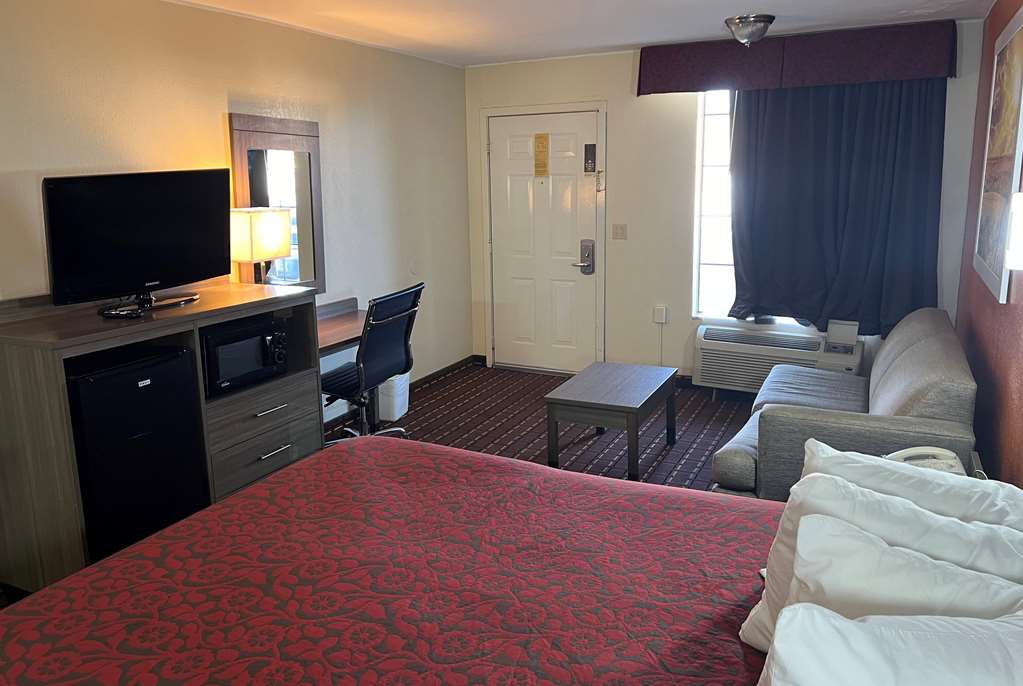 Days Inn by Wyndham El Reno - photo 11