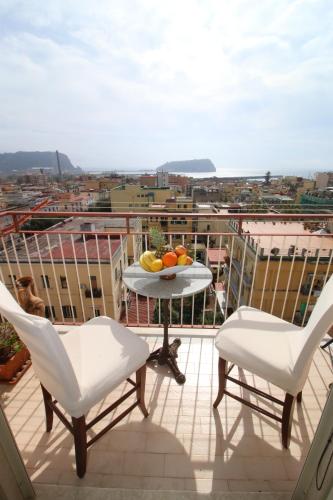 Sibilla appartamento — 4-Star Luxury Hotel in Naples, Italy