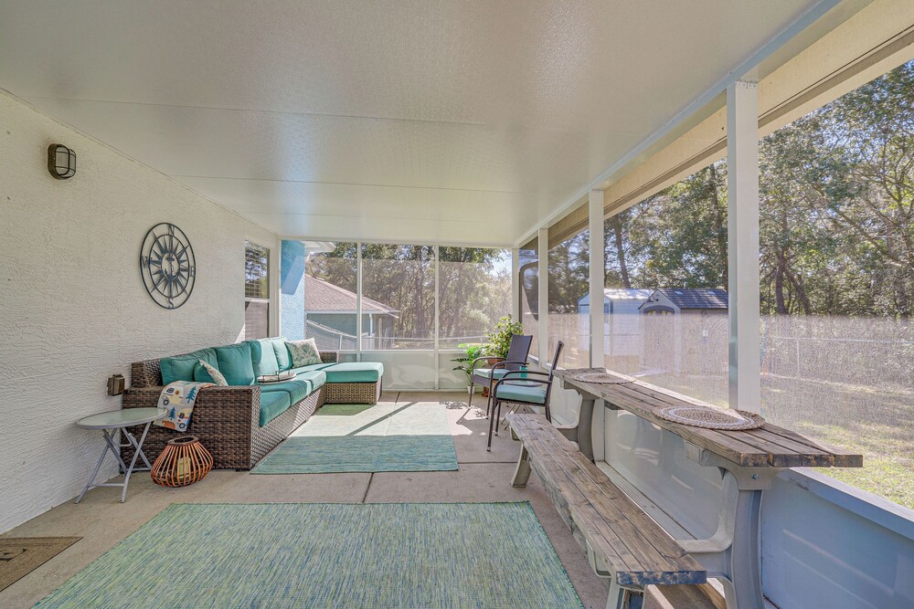 Citrus Springs Retreat w Grill & Screened Porch — hotel in Citrus Springs
