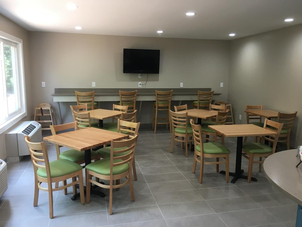 Country Inn & Suites by Radisson Rock Hill SC - photo 8