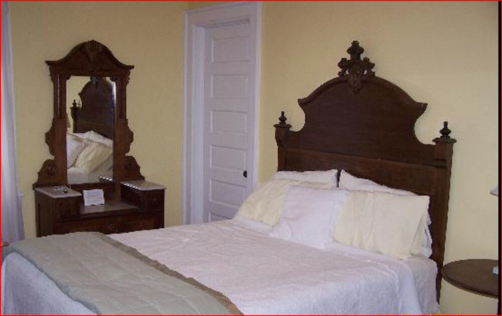 North Street Inn - photo 2