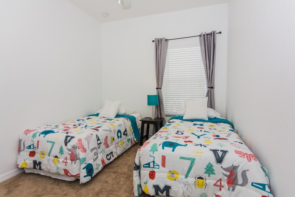 5Br 3Bath Private Townhome 13min Disney 1496ft - photo 13