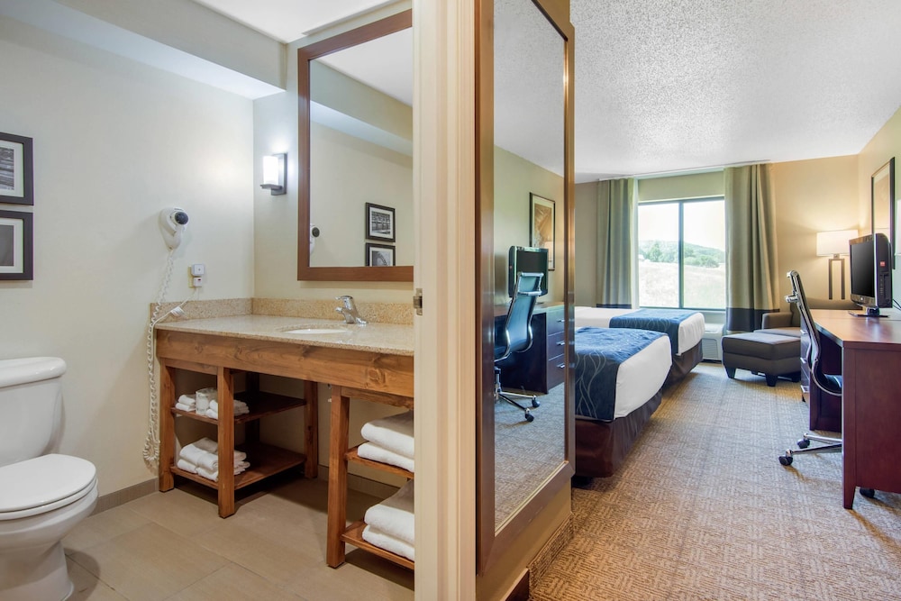 City Express by Marriott Milford Cooperstown - photo 24