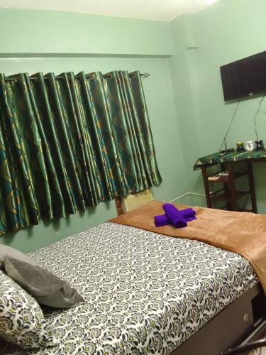 Affordable Staycation in Valley Mansions near Sitio Elena Events Place — 4-Star Luxury Hotel in Cainta, Philippines