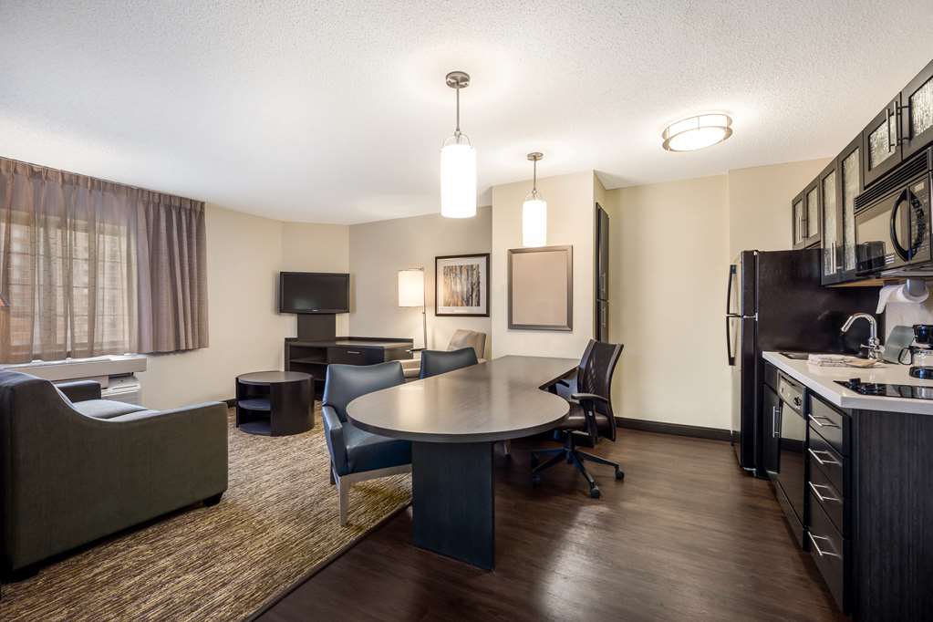 Sonesta Simply Suites Atlanta Gwinnett Place - photo 7