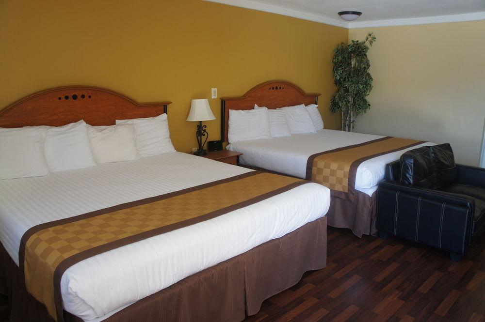 Americas Best Value Inn Harlingen - photo 20