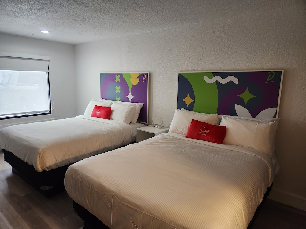 Baymont by Wyndham Jacksonville Airport - photo 3