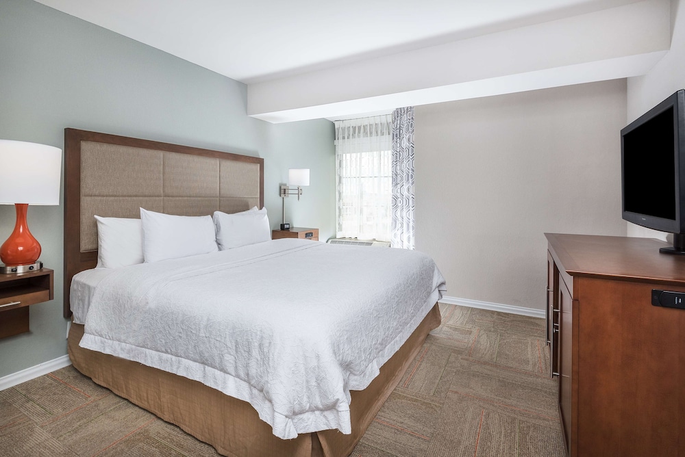 Hampton Inn & Suites Florence Center - photo 18
