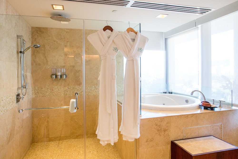 Jet Luxury at The Trump Waikiki - photo 62