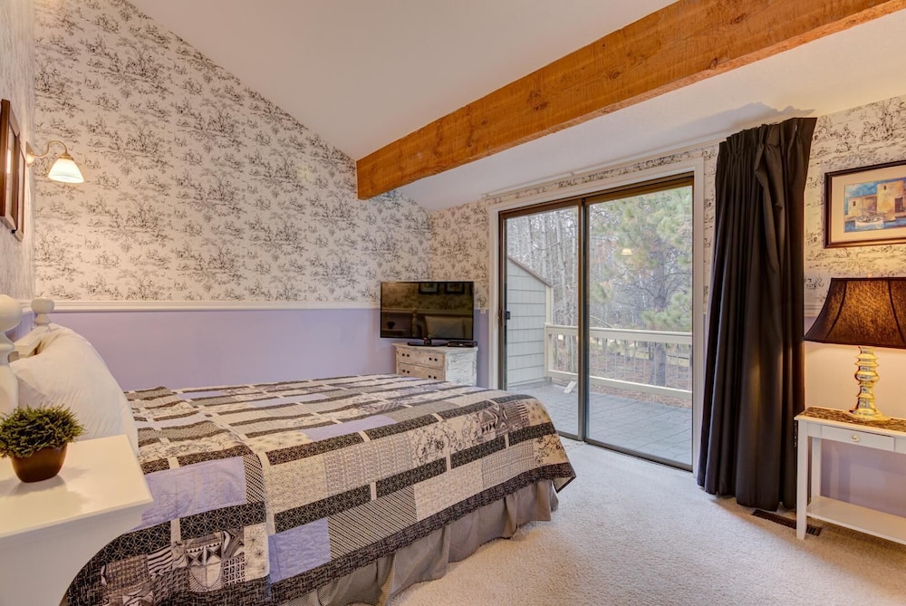 Quelah Condo 11 — 4-Star Luxury Hotel in Bend, United States