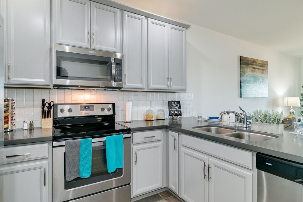Views in Luxury Resort Condo in Chandler Amenities Galore Walk to Restaurants by RedAwning - photo 8