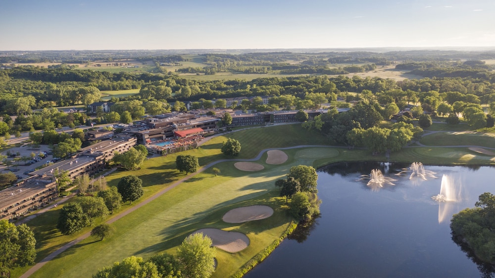 Grand Geneva Resort & Spa - photo 100