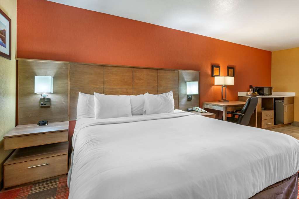 Comfort Inn Flagstaff Lucky Lane I 40 - photo 23