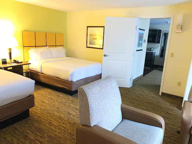 Candlewood Suites Belle Vernon by IHG - photo 13