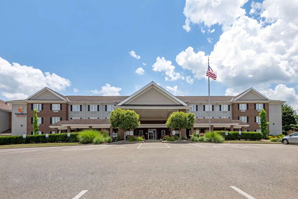 Comfort Suites Hotel And Conference Center — Berlin