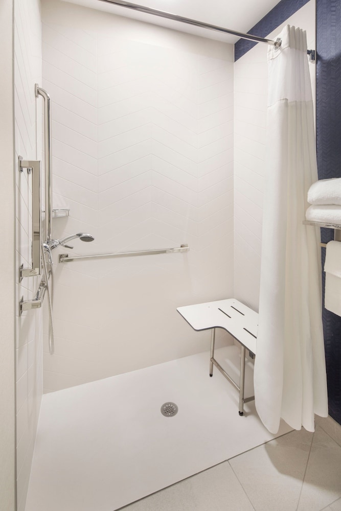 Fairfield Inn & Suites by Marriott Franklin Cool Springs - photo 13