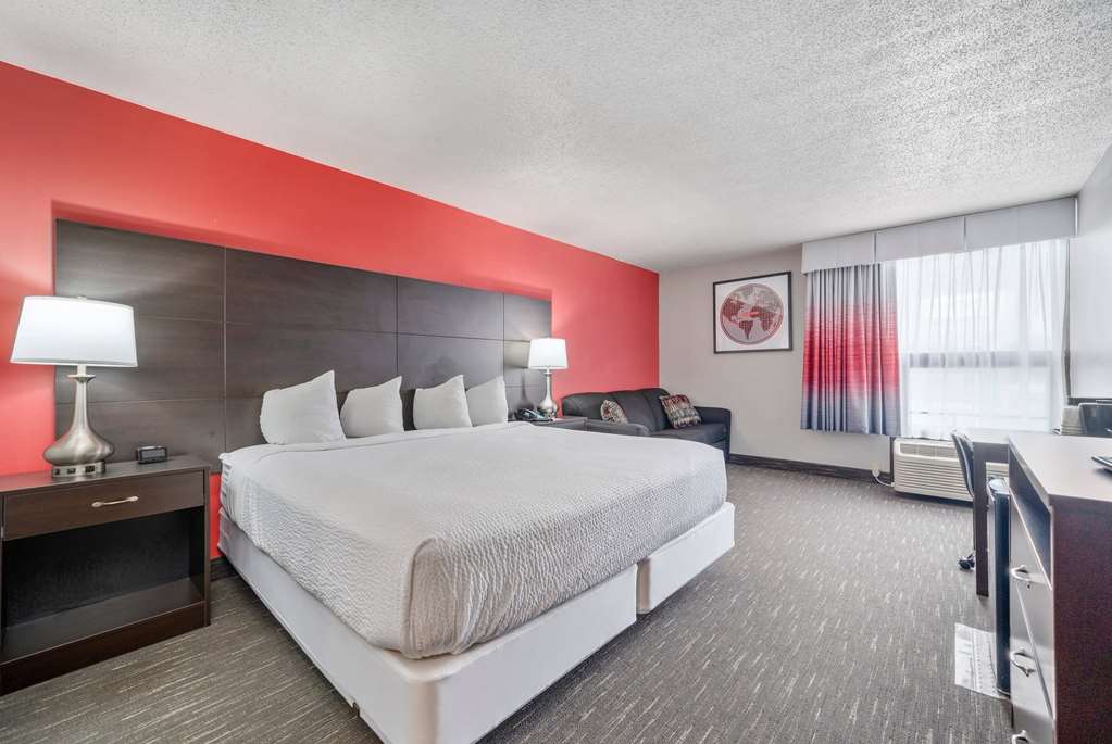 Ramada by Wyndham Sioux Falls Airport Waterpark & Event Ctr - photo 27