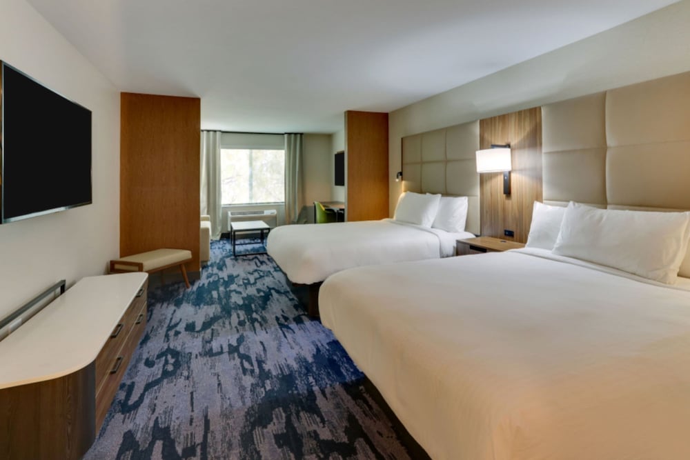 Fairfield Inn & Suites by Marriott Dalton - photo 8