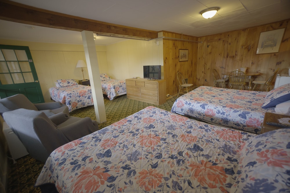 Betty Doon Hotel - photo 54