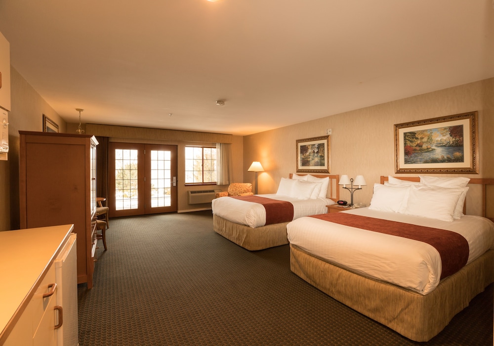 Lakeside Lodge And Suites - photo 6