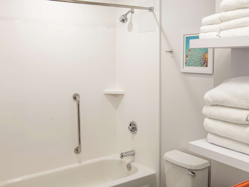 Hampton Inn Cleveland Solon - photo 31