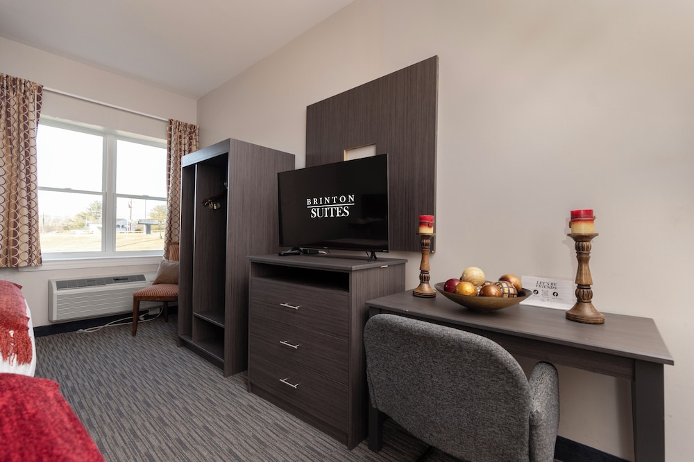Brinton Suites - photo 14