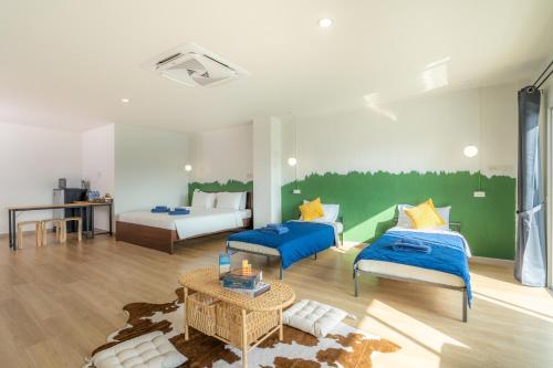 De Blue Door Hatyai — 4-Star Luxury Hotel in Hat Yai, Thailand