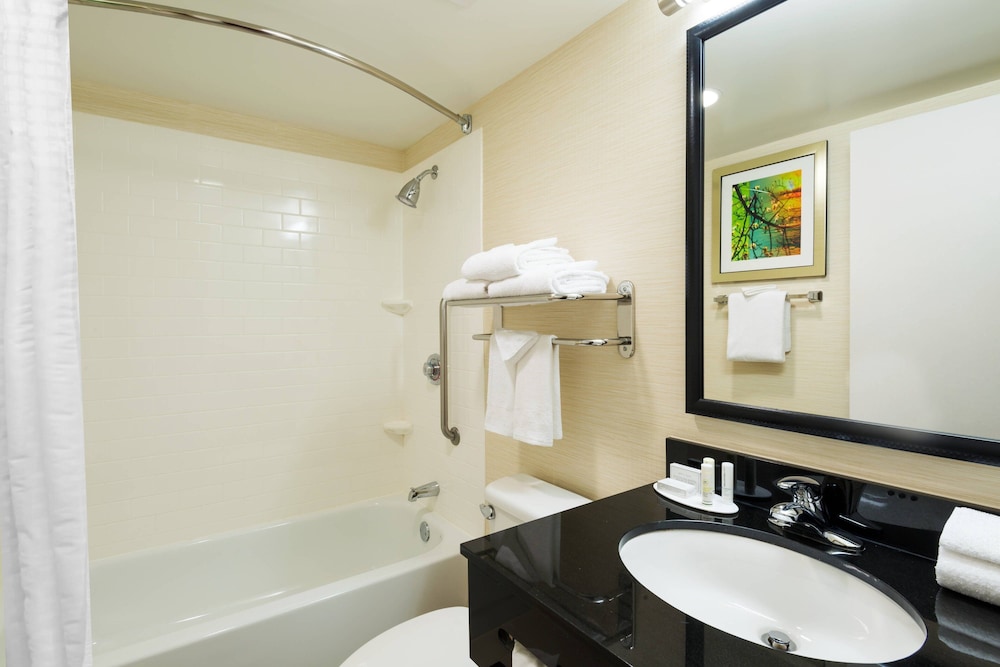 Fairfield Inn & Suites by Marriott Louisville Downtown - photo 14