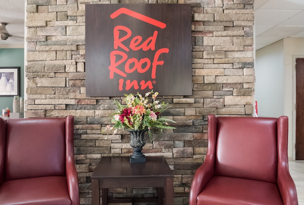 Red Roof Inn Tupelo - photo 2