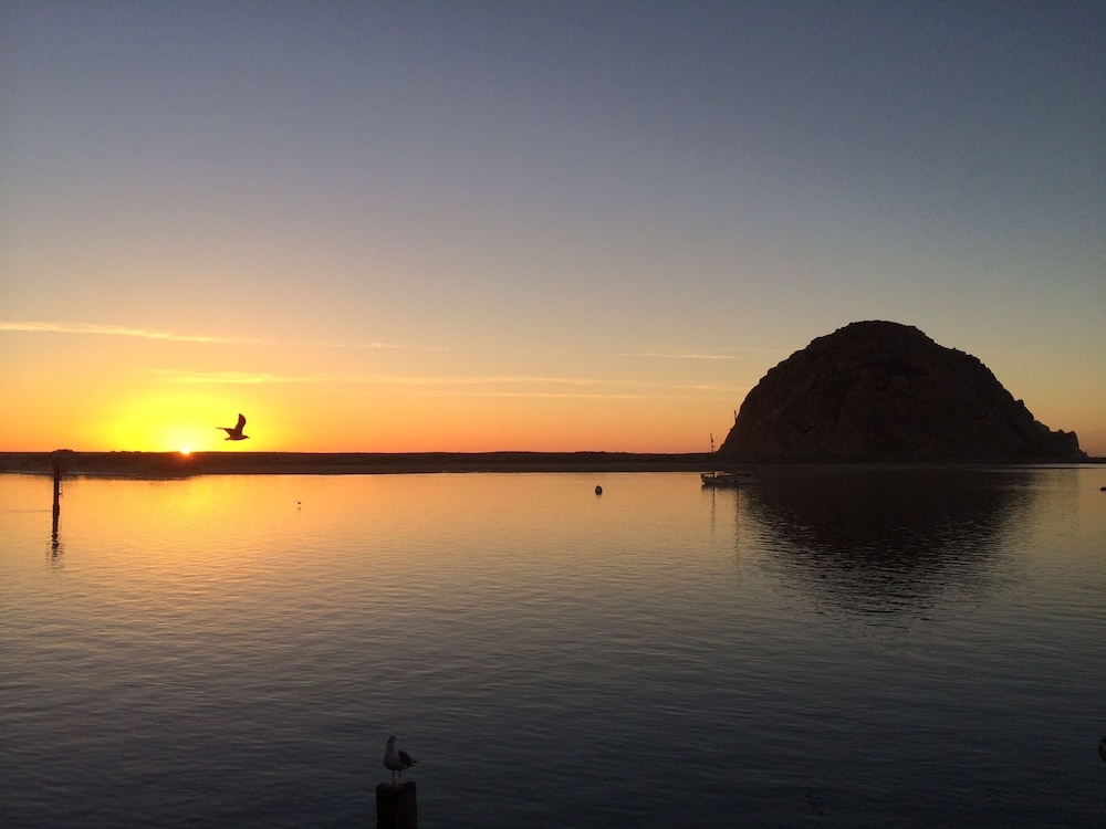 Sundown Inn - carbon neutral hotel in Morro Bay