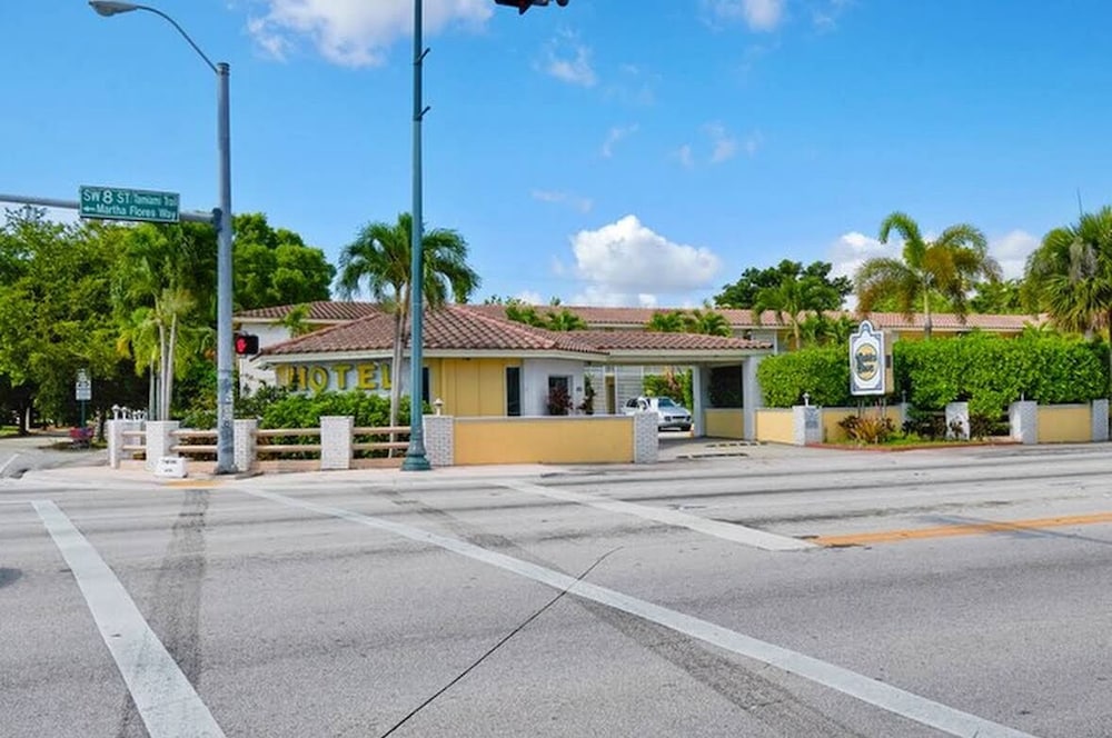 OYO Hotel Coral Gables Miami Airport — hotel in Coral Gables