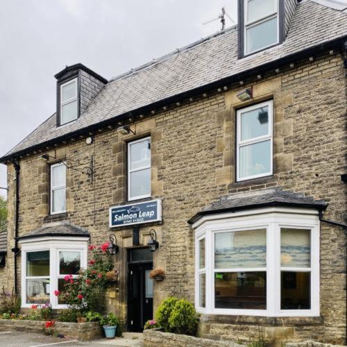 The Salmon Leap - last minute hotel in Whitby