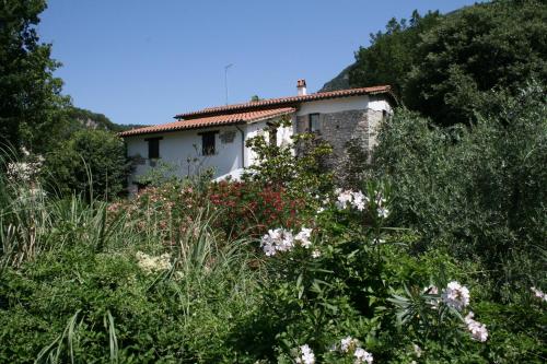 Casale Le Due Querce - carbon neutral hotel in Ferentillo