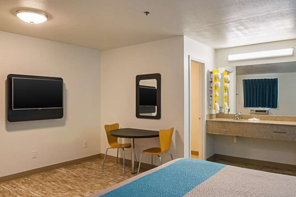 Motel 6 Bay Saint Louis MS - photo 13