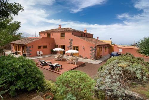 Casa Rural El Adelantado — 4-Star Luxury Hotel in Tacoronte, Spain
