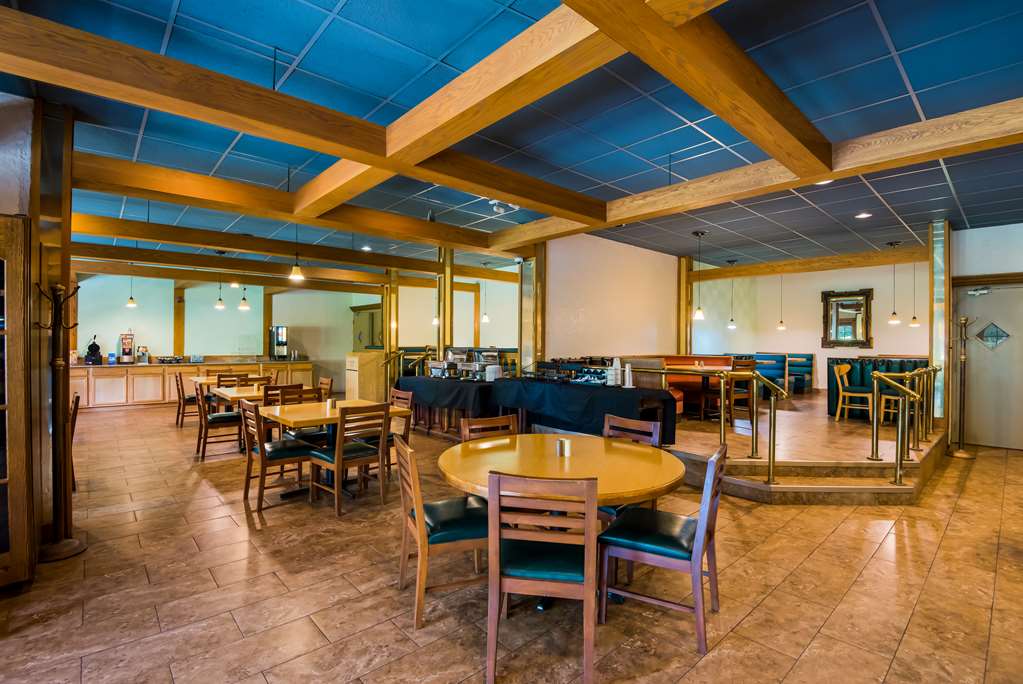 Best Western Prairie Inn & Conference Center - photo 10