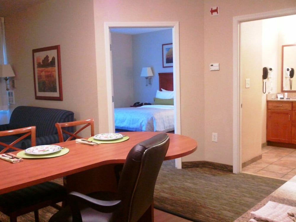 Candlewood Suites Greenville NC by IHG - photo 28