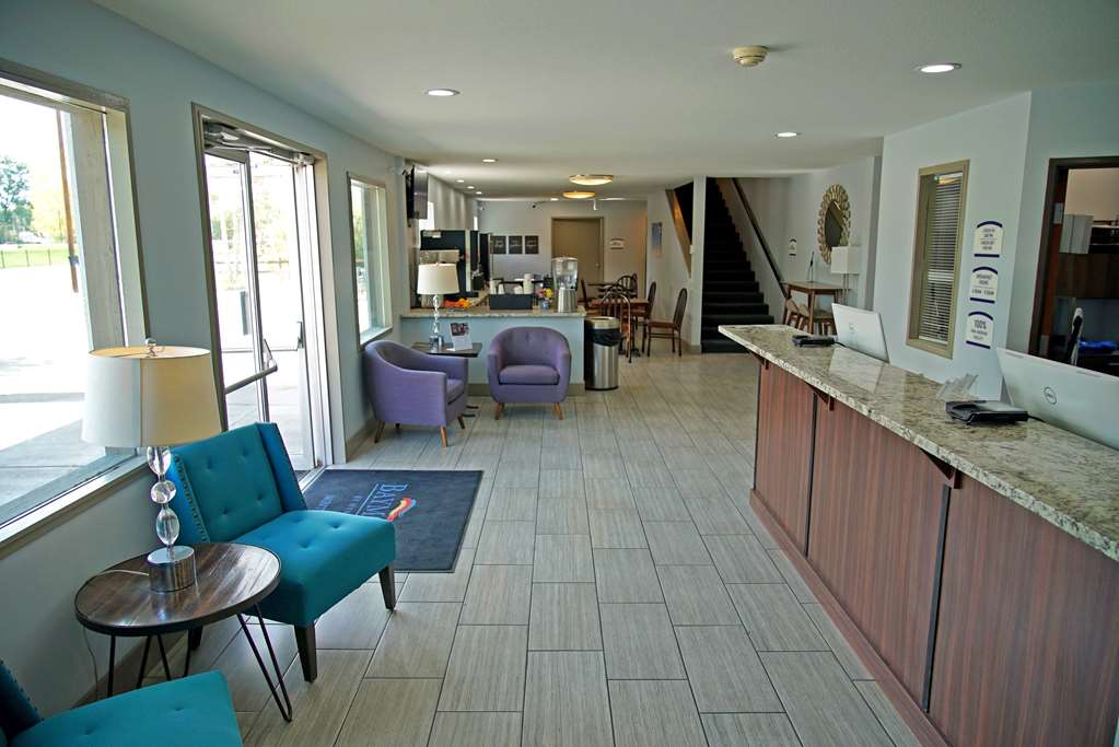 Baymont by Wyndham Monte Vista - photo 9