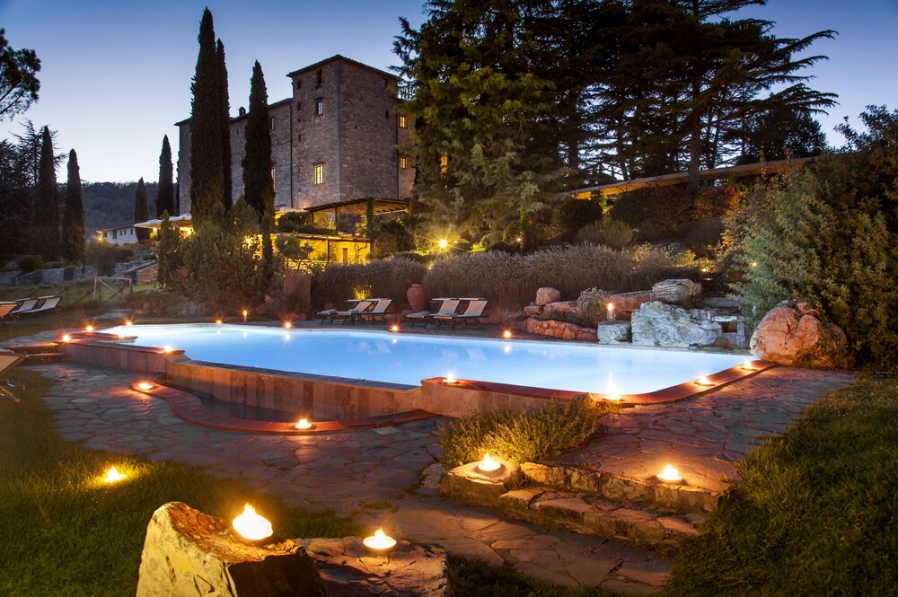 Castello di Spaltenna Small Luxury Hotels of the World — 5-Star Luxury Hotel in Gaiole In Chianti, Italy