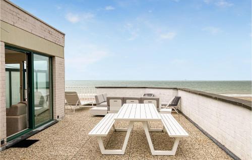 Awesome Apartment In Oostende With Wifi — 4-Star Luxury Hotel in Ostend, Belgium