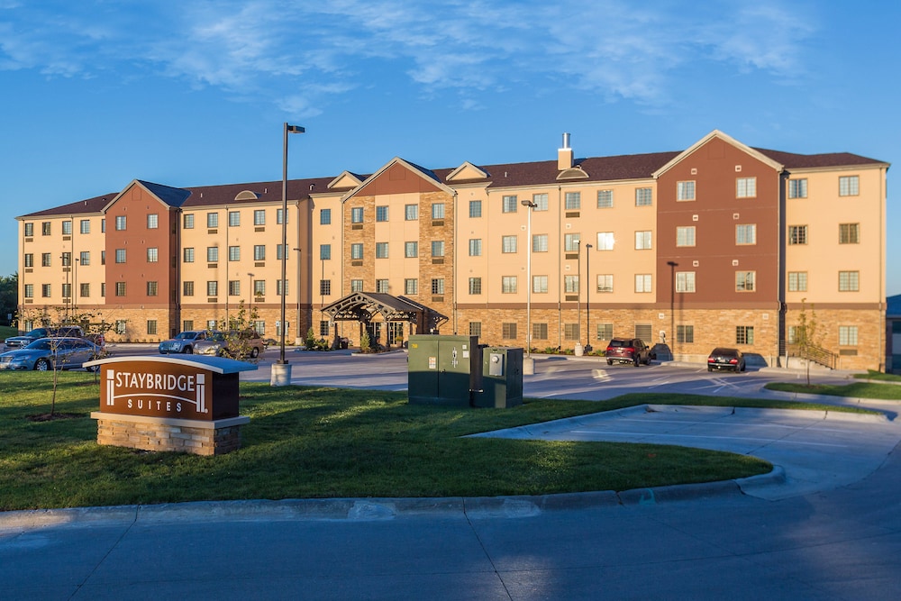 Staybridge Suites Omaha West by IHG - photo 34
