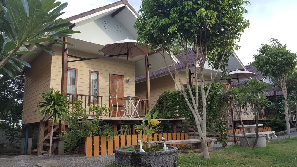 Bansuan Inthanon Resort in Chom Thong, Thailand