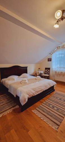 Casa Meșterului — 4-Star Luxury Hotel in Barsana, Romania