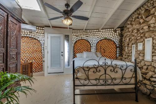 Tucson Bottle House New Listing Special Deals — 4-Star Luxury Hotel in Tucson, United States