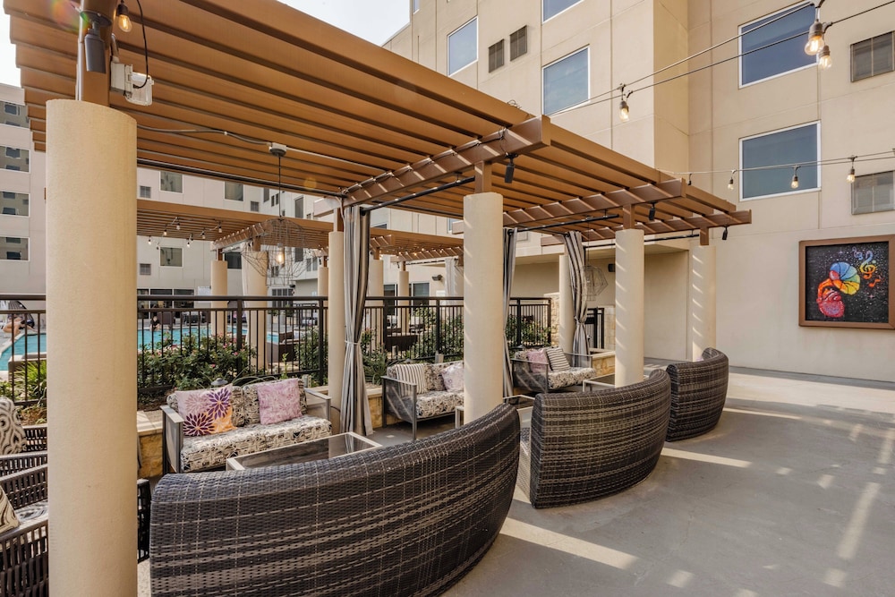 Hotel Indigo Austin Downtown University by IHG - photo 51