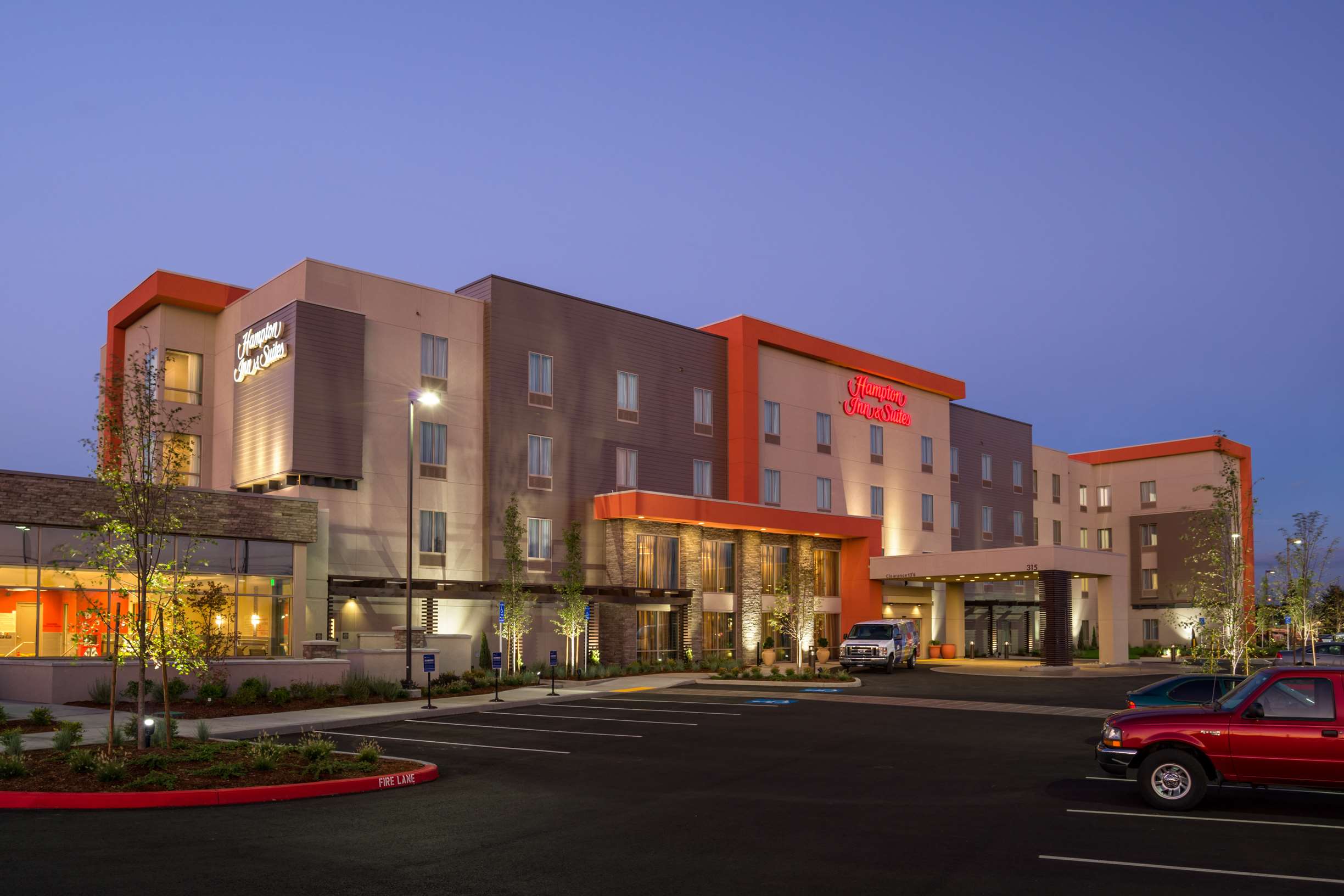 Hampton Inn & Suites Portland Vancouver - photo 3