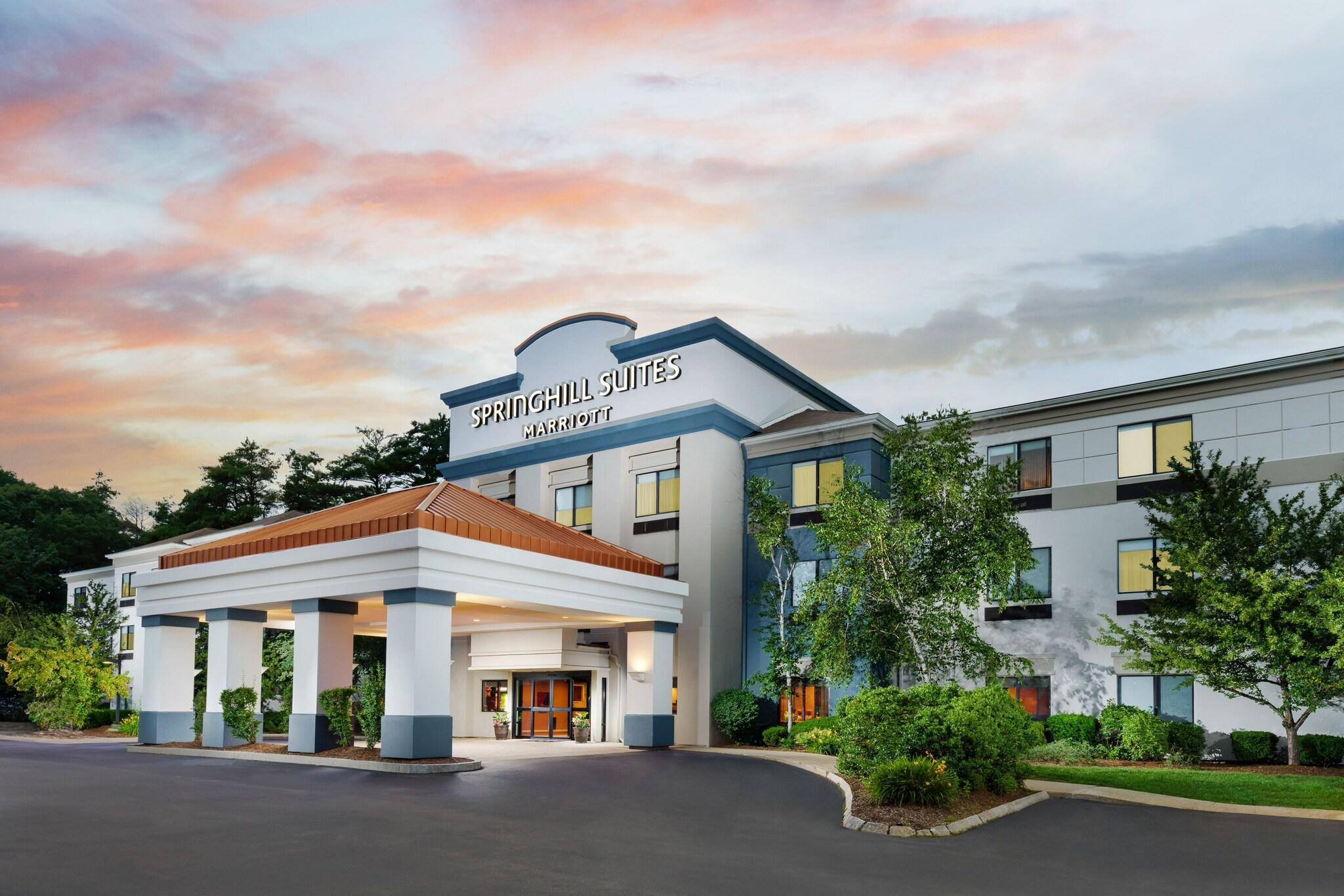 SpringHill Suites Manchester Boston Regional Airport - photo 2